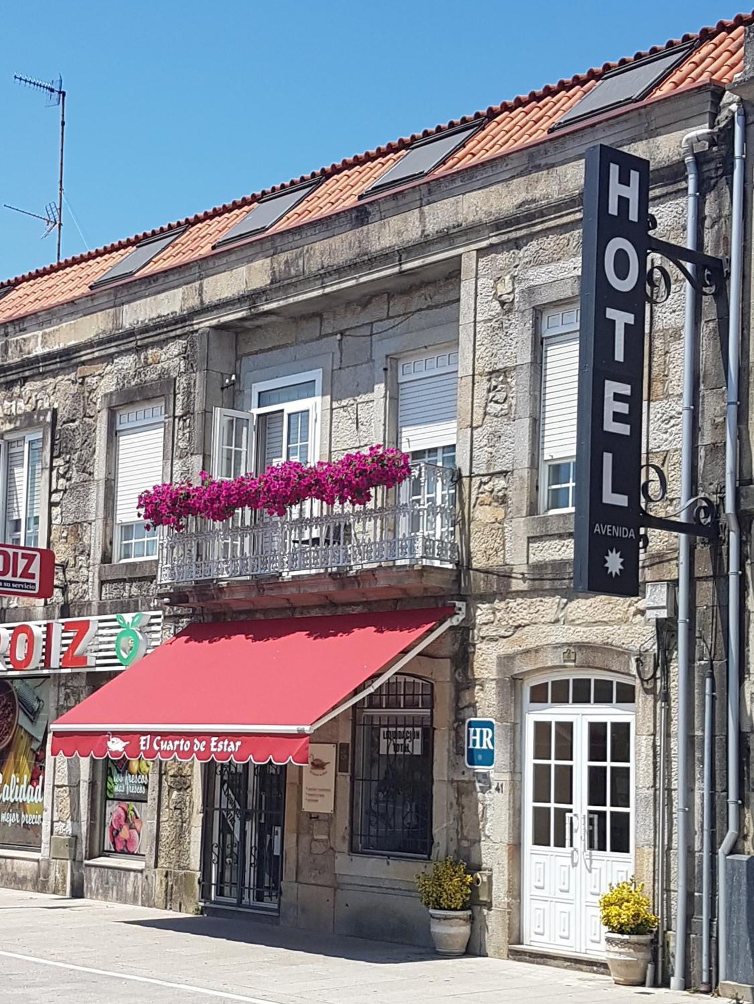 Hotel Avenida Baiona Sabaris Exterior foto